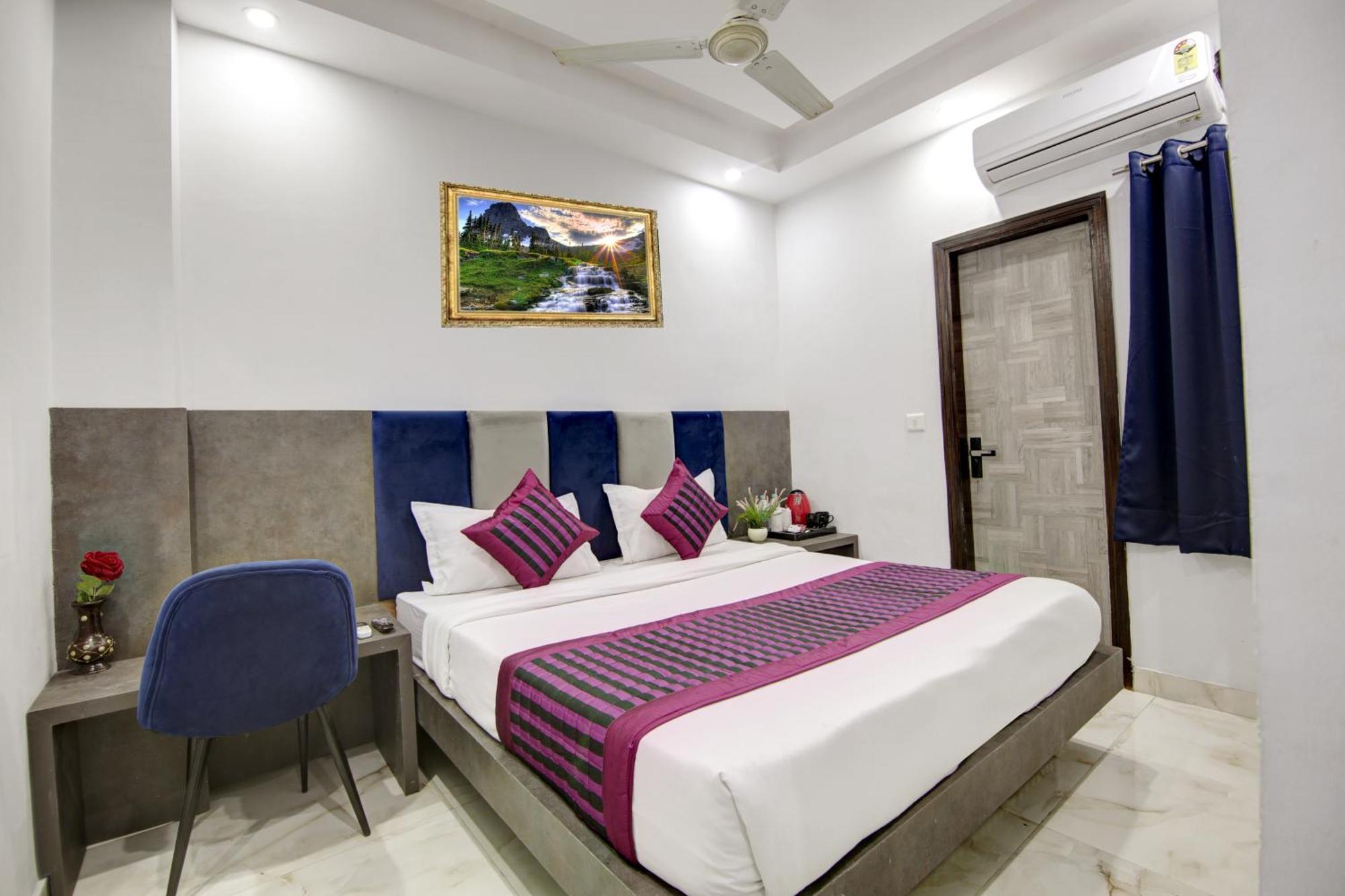 Hotel S B Inn - Near New Delhi Railway Station Paharganj Esterno foto