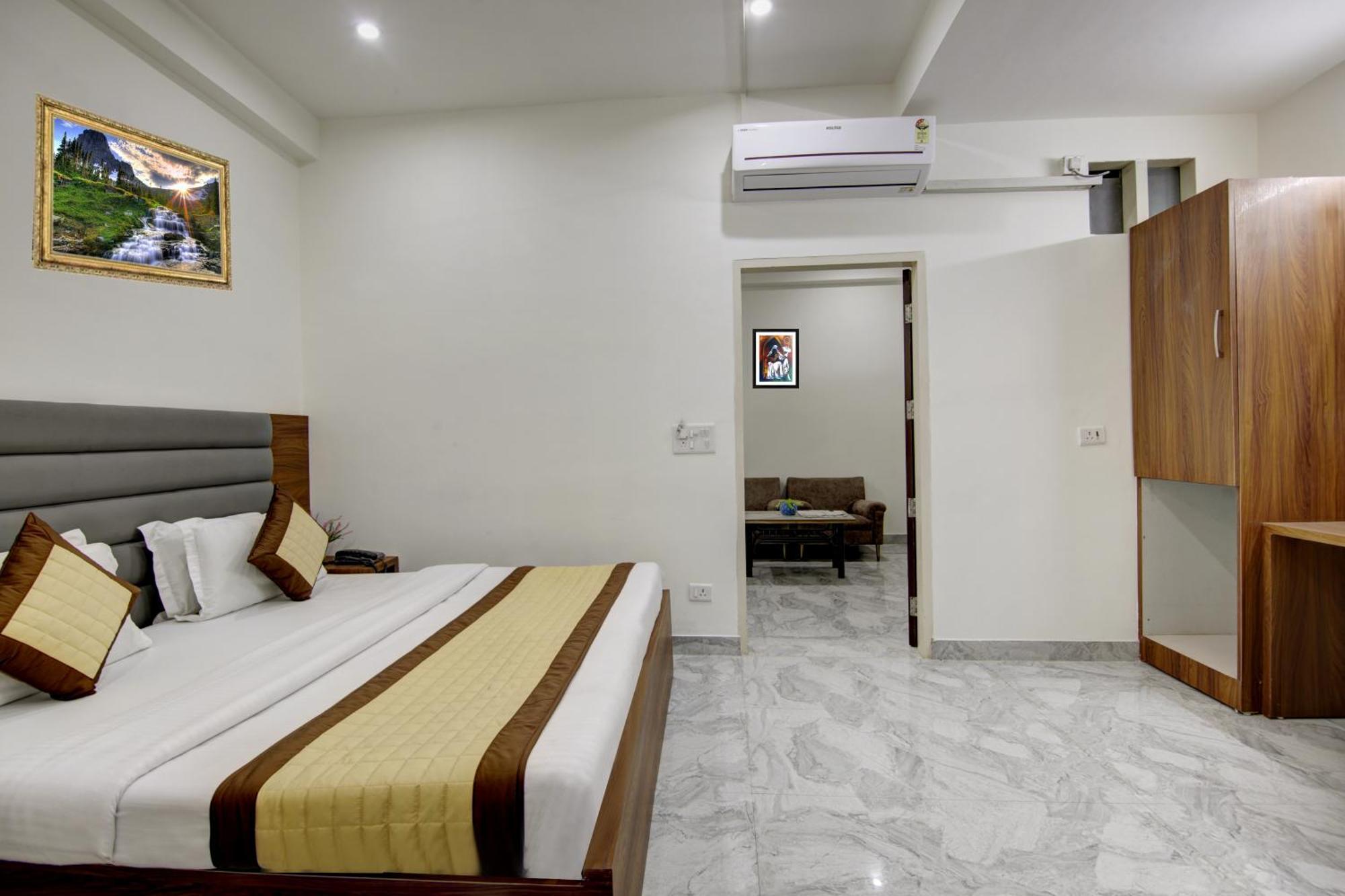 Hotel S B Inn - Near New Delhi Railway Station Paharganj Esterno foto