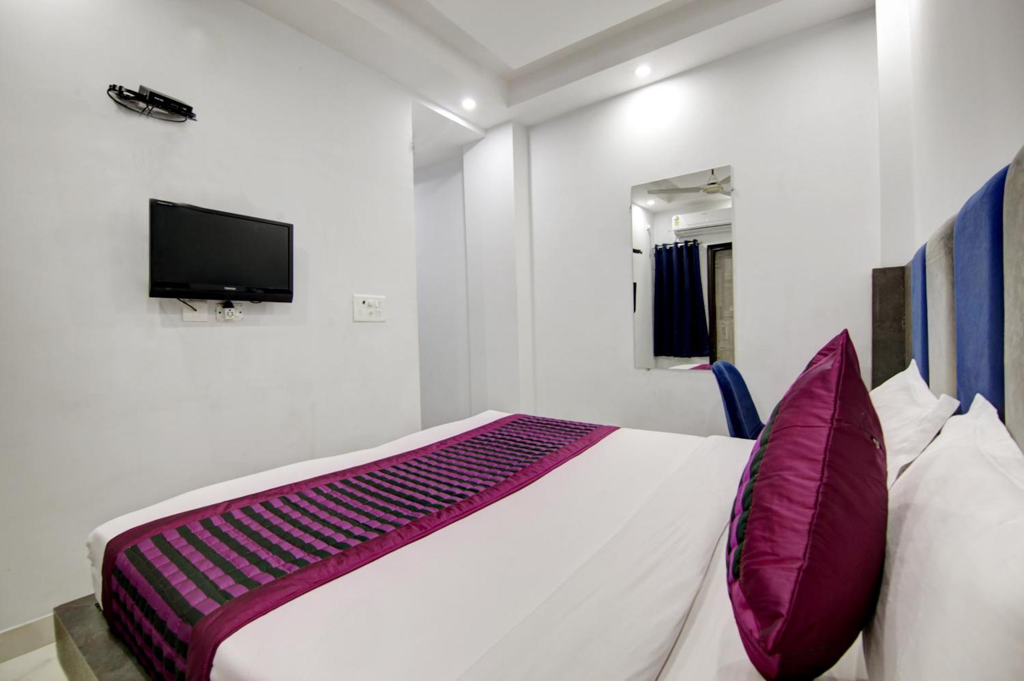 Hotel S B Inn - Near New Delhi Railway Station Paharganj Esterno foto