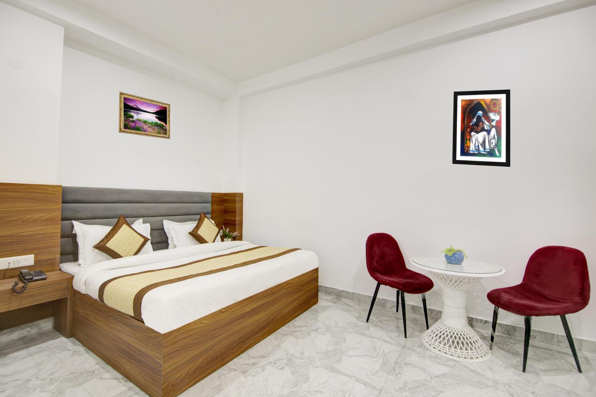 Hotel S B Inn - Near New Delhi Railway Station Paharganj Esterno foto