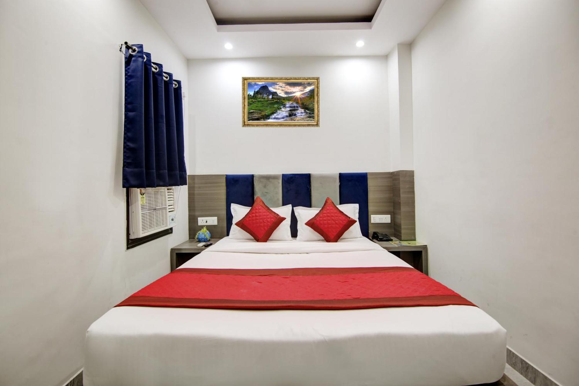 Hotel S B Inn - Near New Delhi Railway Station Paharganj Esterno foto